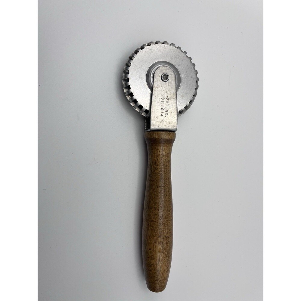 Vtg Krimp-Kut Sealer Pastry Wheel Dough Crimper Wood Handle Pie Tart Cutter 1938
